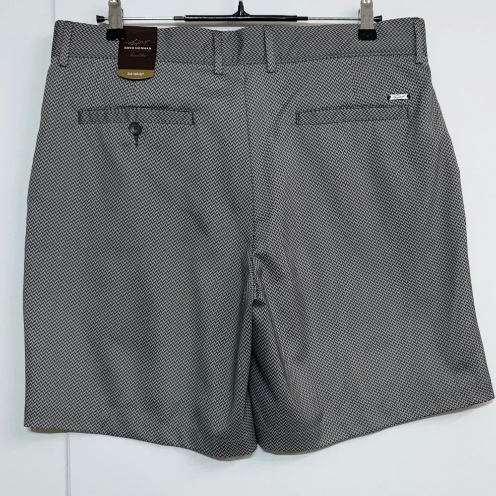 Greg Norman Shorts Men Measures 36 Tag 34 Black‎ Grey Herringbone NEW
